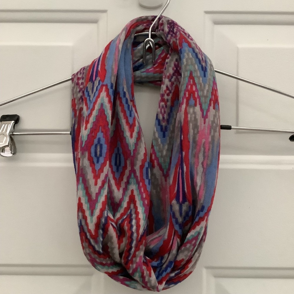 Multi-Colored Chevron Pattern Infinity Scarf - Picture 2 of 5